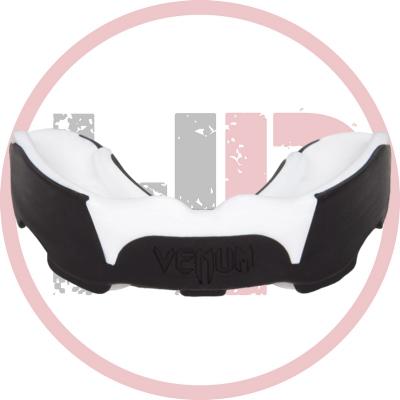 Капа боксерская взрослая Venum Predator